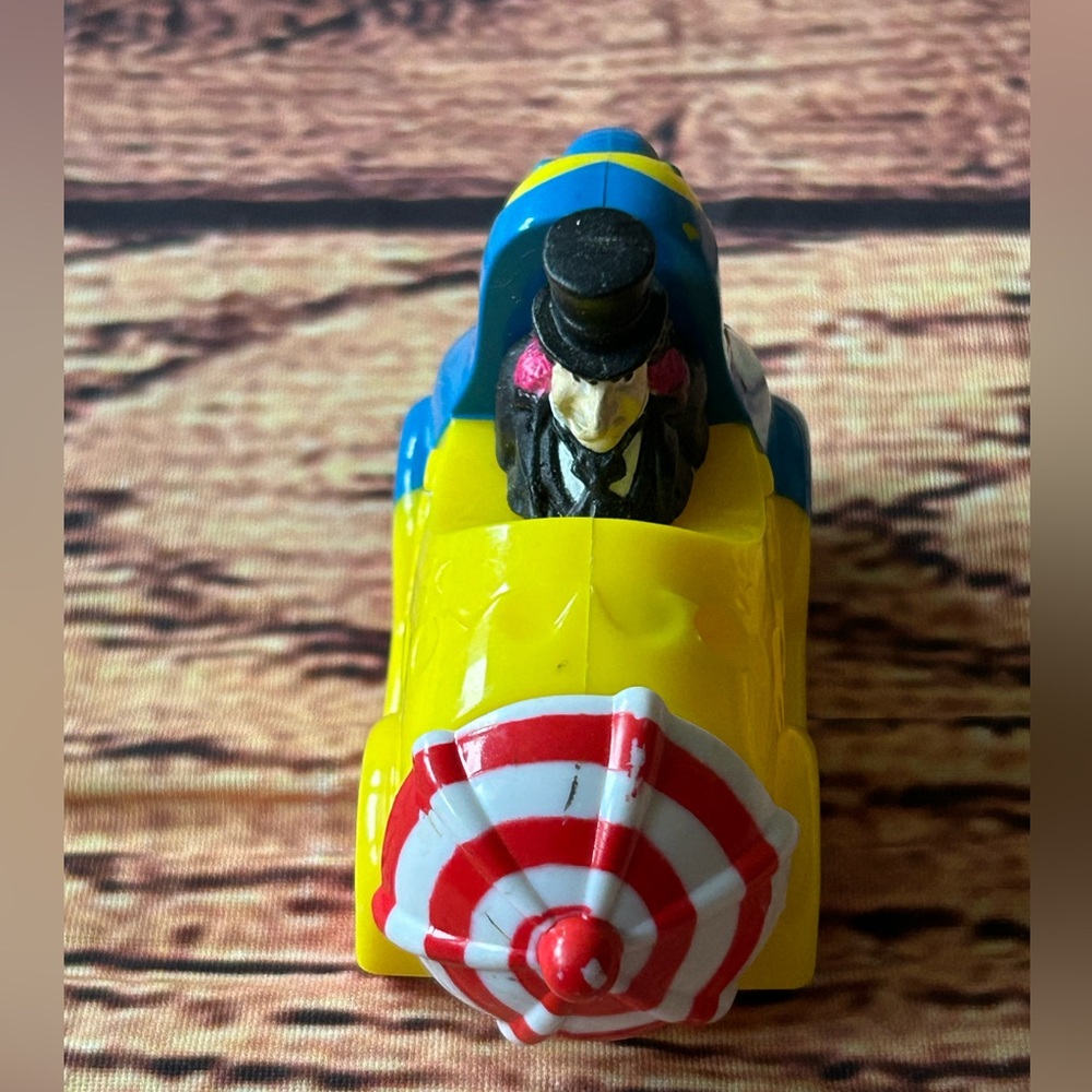 McDonald’s Happy Meal Toy The Penguin Umbrella Roto Roadster Vintage 1991 Batman